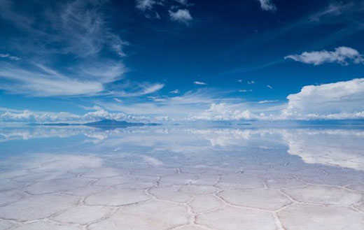 玻利维亚“天空之镜”