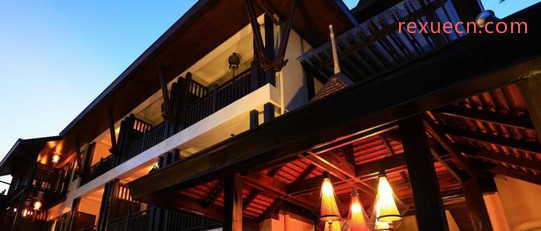 清迈周日夜市附近古典酒店Viang Thapae Reso