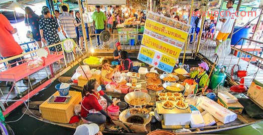 泰国Lam Phaya水上市场尝特色美食  感受当地生活文化