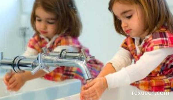 教孩子洗手