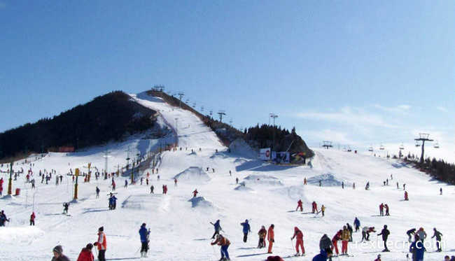 长春市莲花山滑雪场
