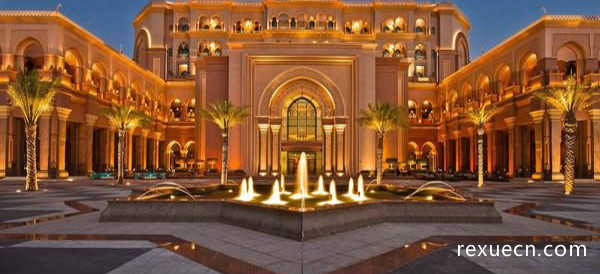 世界上最豪华的五个酒店排名二、阿布扎比皇宫酒店