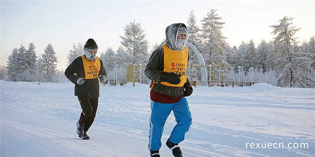世界最冷马拉松 呼口气都能结冰