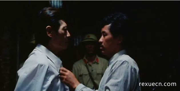 《投奔怒海》(许鞍华，1982)