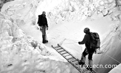 世界上最闻名的夏尔巴人，攀登珠峰，薪酬可观