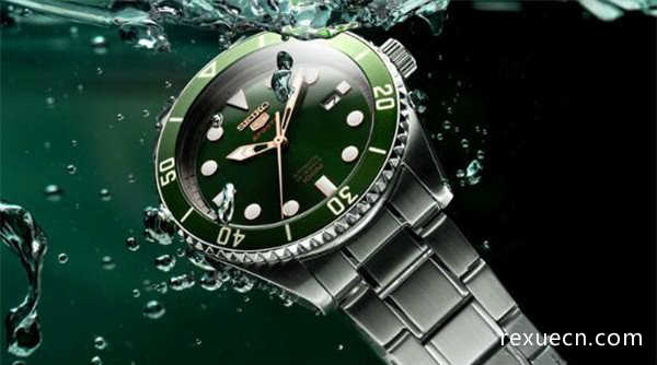 价格两千元的手表排行榜六、精工SRPB93J1