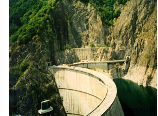 罗马尼亚Vidraru Dam 166米