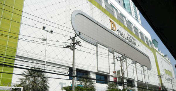 Palladium Square另个曼谷水门批发市场和小夜市@Chit Lom站